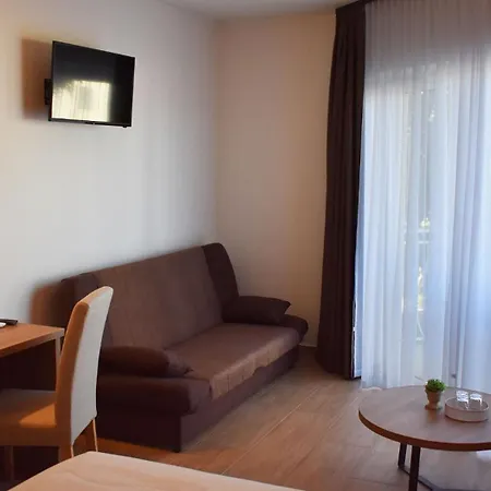 Mala Hotel 3*