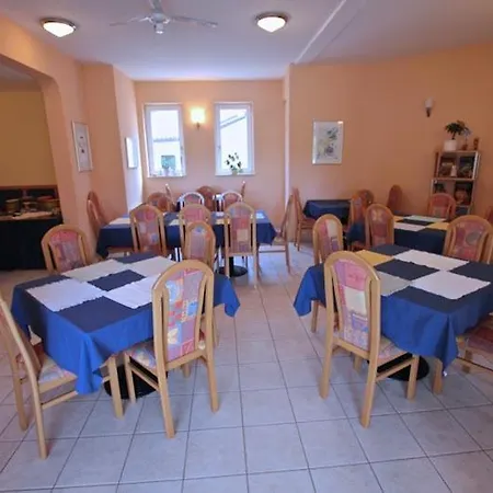 Hotel Mala Poreč Kukci