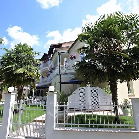 Mala Porec מלון 3*