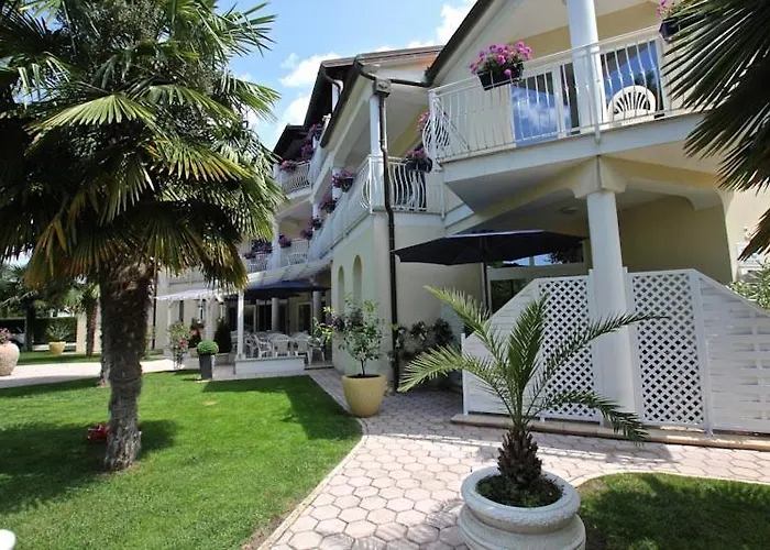 Mala Porec 3* ポレッチ