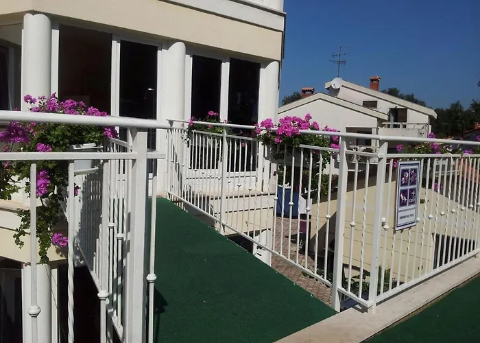 Mala Porec ホテル 3*