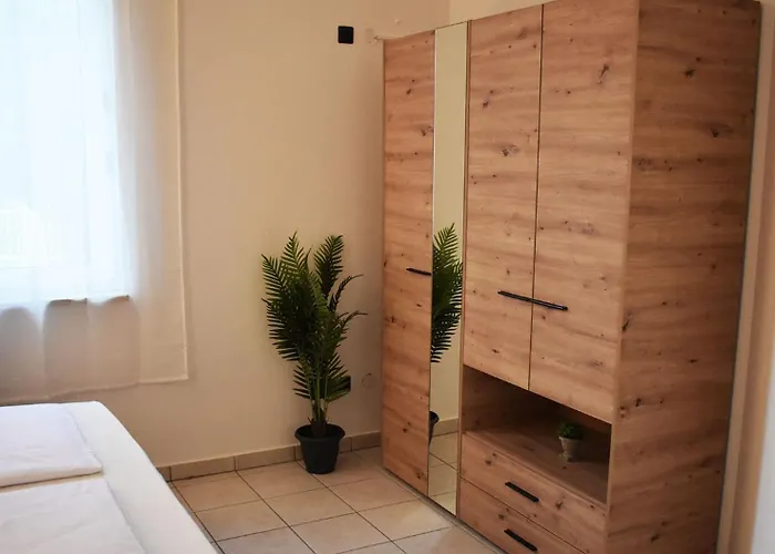 Mala Porec 3* ポレッチ