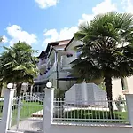 Mala Hotel 3*