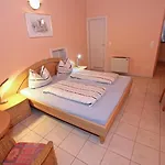 Mala 3*