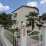 Mala Hotel 3*